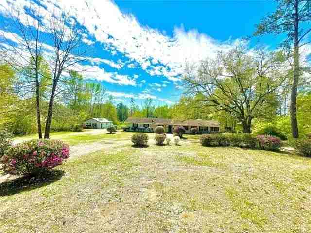 13008 Highway 1077 - Photo 2 of 24