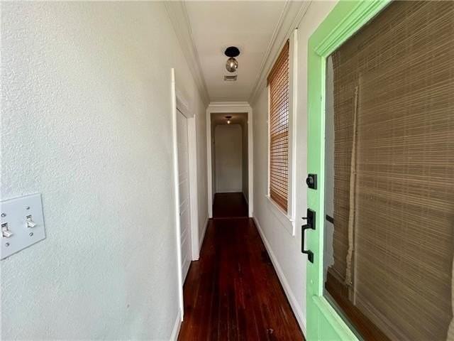 4631 Clara St - Photo 4 of 15