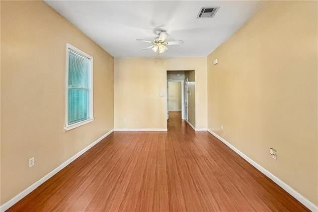 1137 Deslonde St - Photo 5 of 16