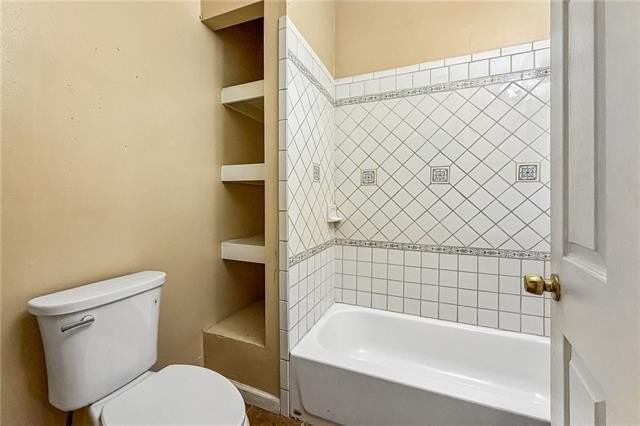 1137 Deslonde St - Photo 7 of 16