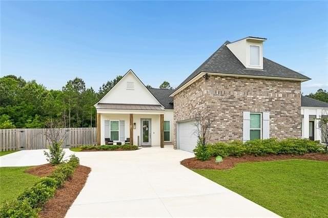 5033 Scotts Bayou Ln - Photo 2 of 25