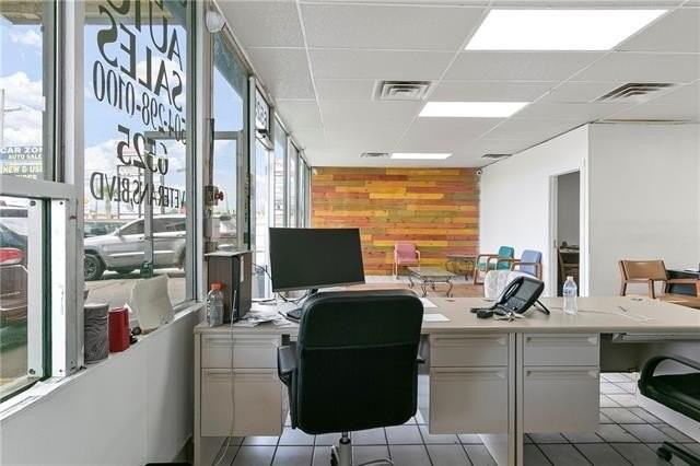 6525 Veterans Memorial Blvd - Photo 7 of 22