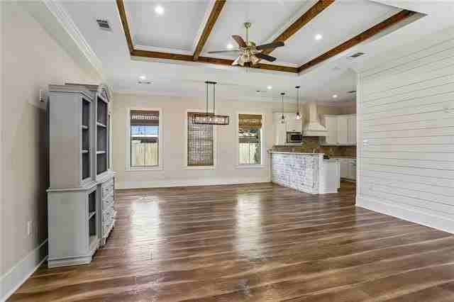 3012 Volpe Dr - Photo 4 of 23