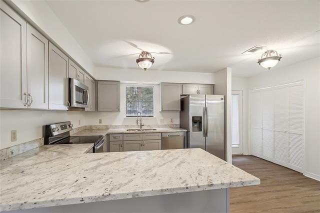 309 Teal Ct - Photo 3 of 19