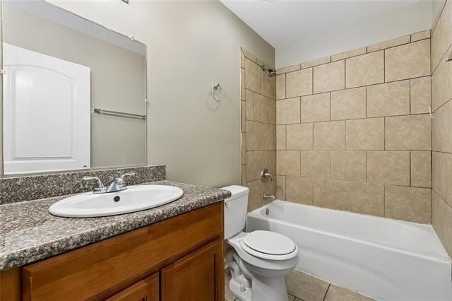 3664 Clematis St #B - Photo 6 of 13