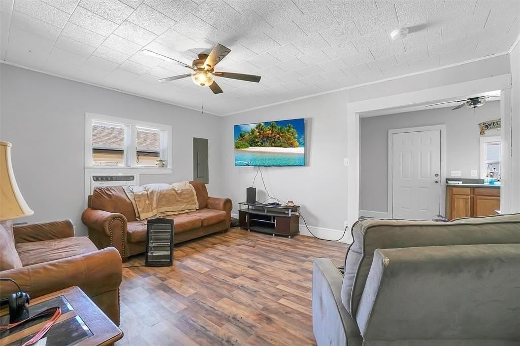 510 N Peck Ave - Photo 2 of 7