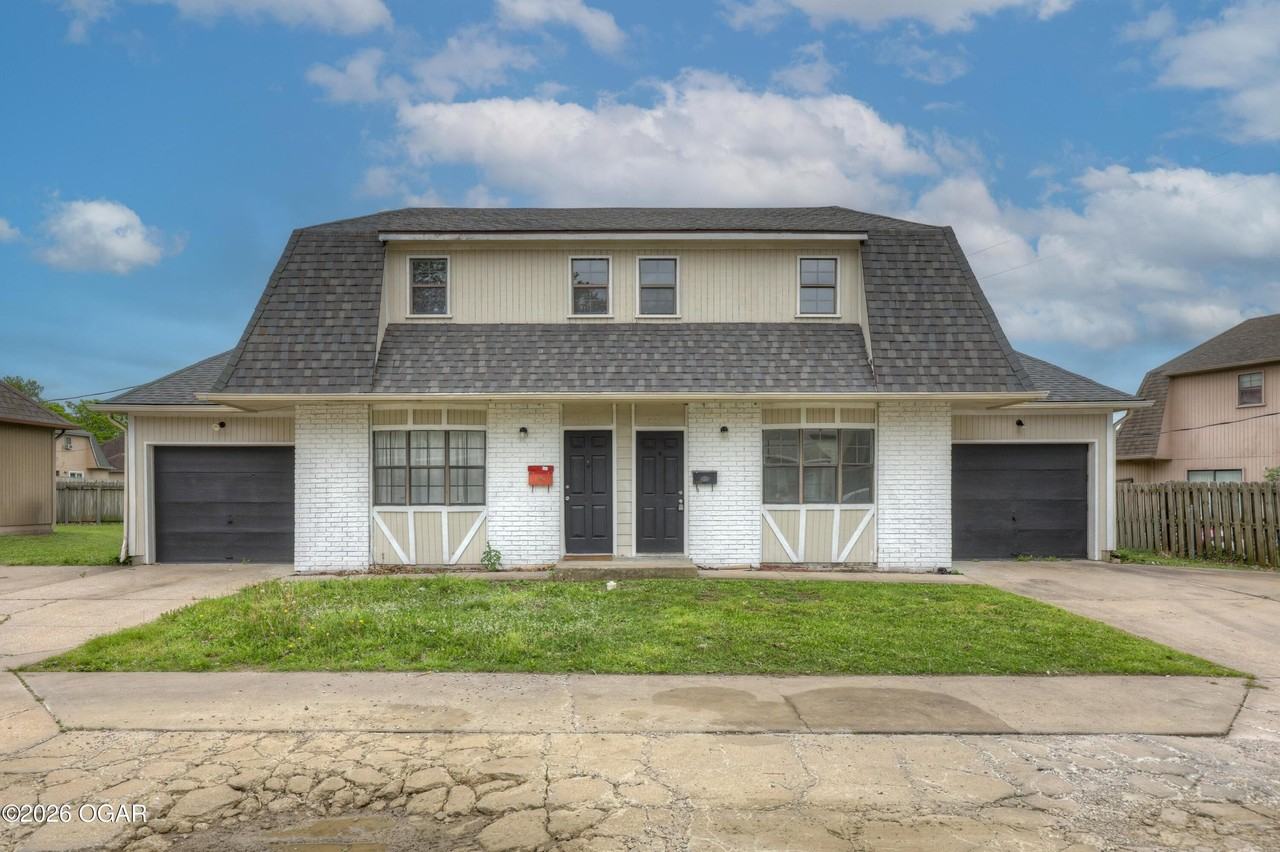 1119 S Saint Louis Ave - Photo 2 of 22