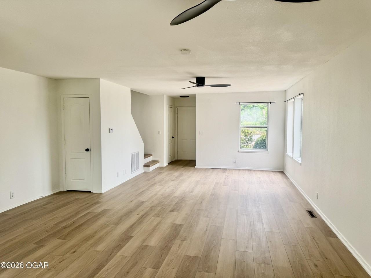 103 W 41st St - Photo 4 of 13