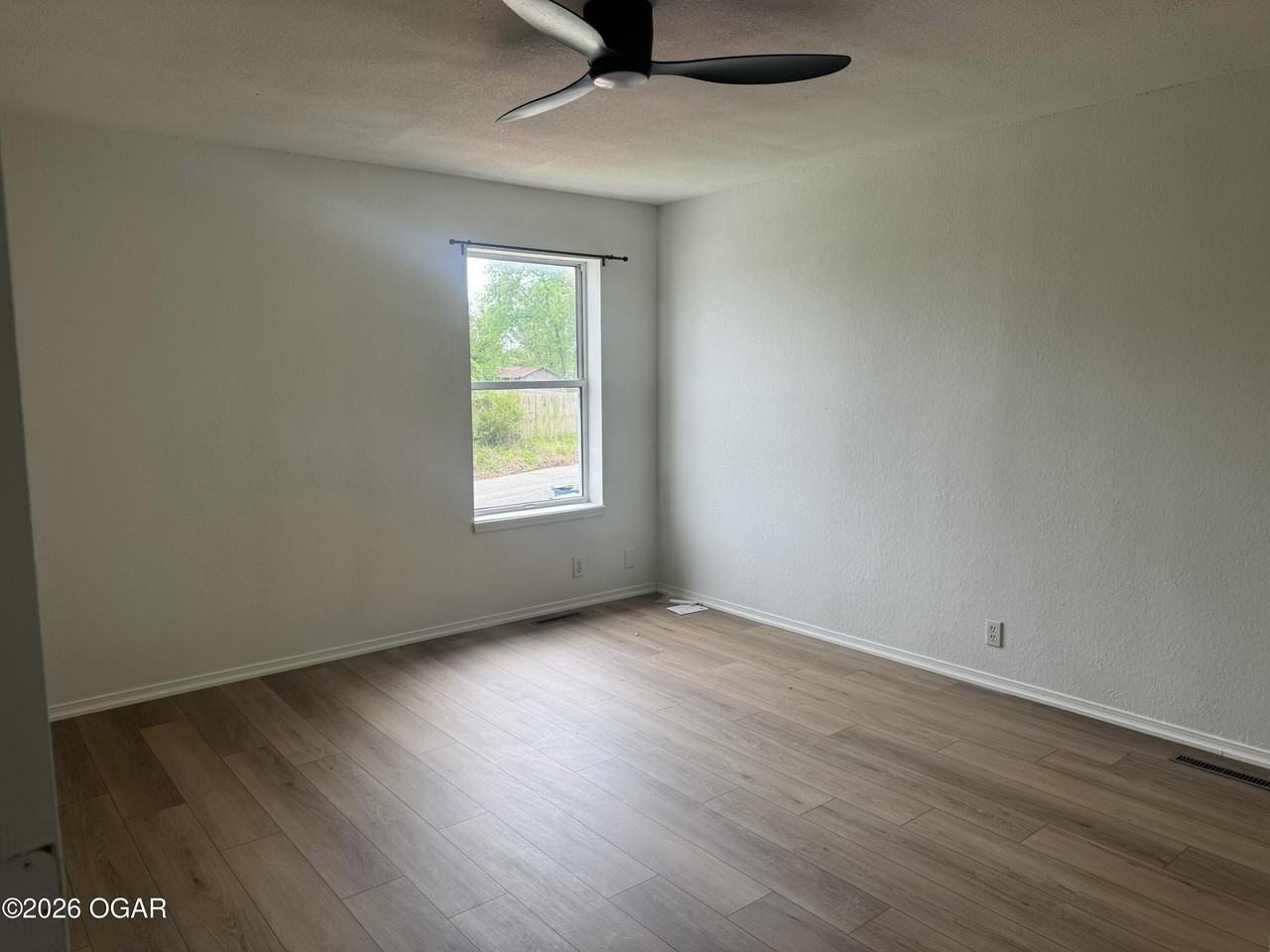 103 W 41st St - Photo 7 of 13