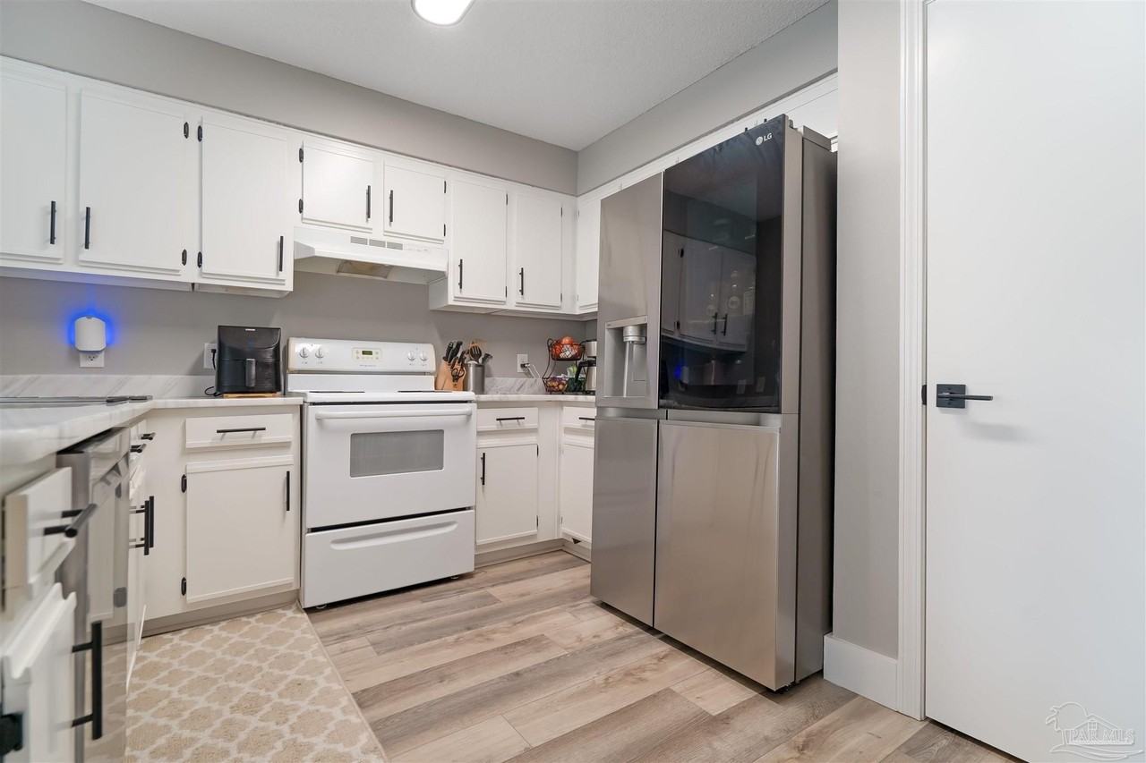 5001 Grande Dr #1621 - Photo 7 of 23