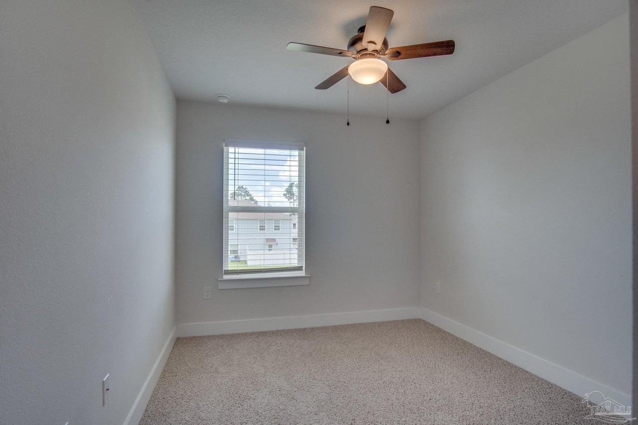 1538 Iroquois Ct - Photo 7 of 26