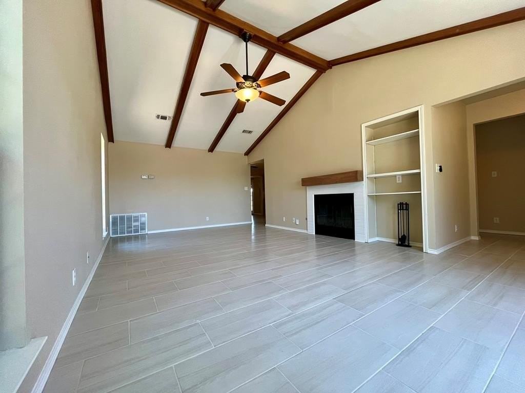 2800 N Pecos St #B - Photo 3 of 26