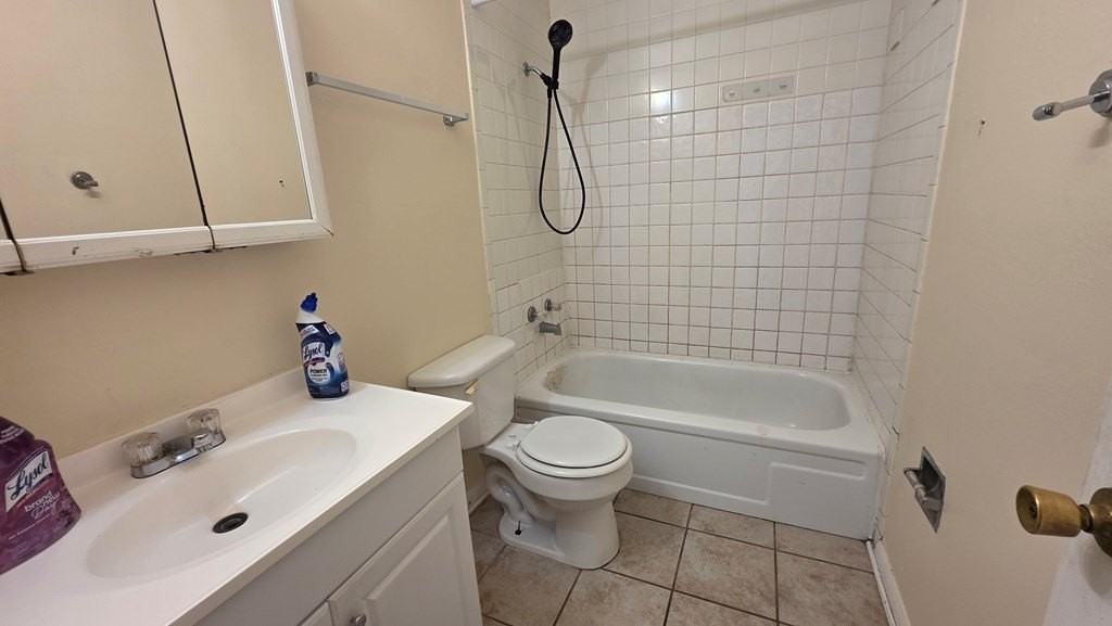 4701 W Illinois Ave #D - Photo 7 of 8