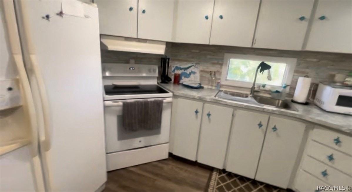 19171 Se 136th Ct - Photo 3 of 10