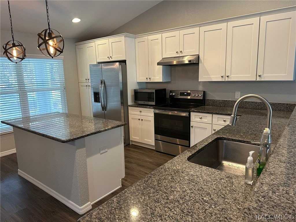 5825 N Larkspur Way - Photo 5 of 14