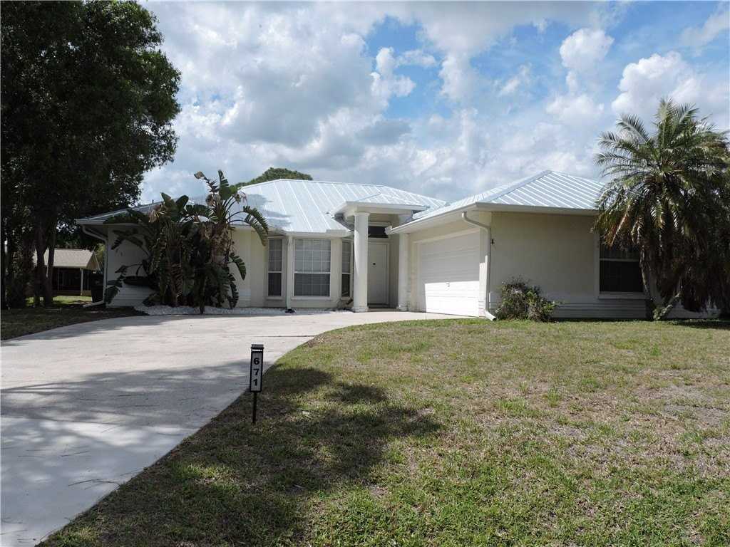 671 Concha Dr - Photo 2 of 33