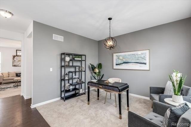 286 Springview St - Photo 3 of 40