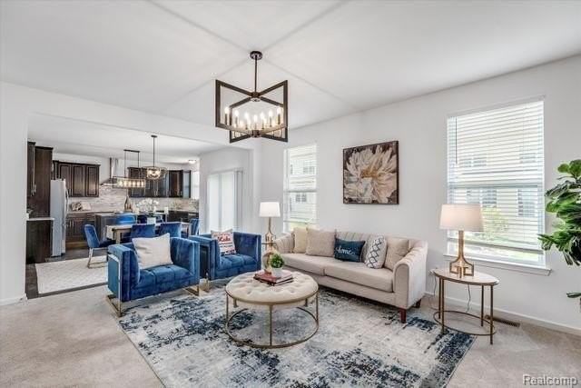 286 Springview St - Photo 7 of 40