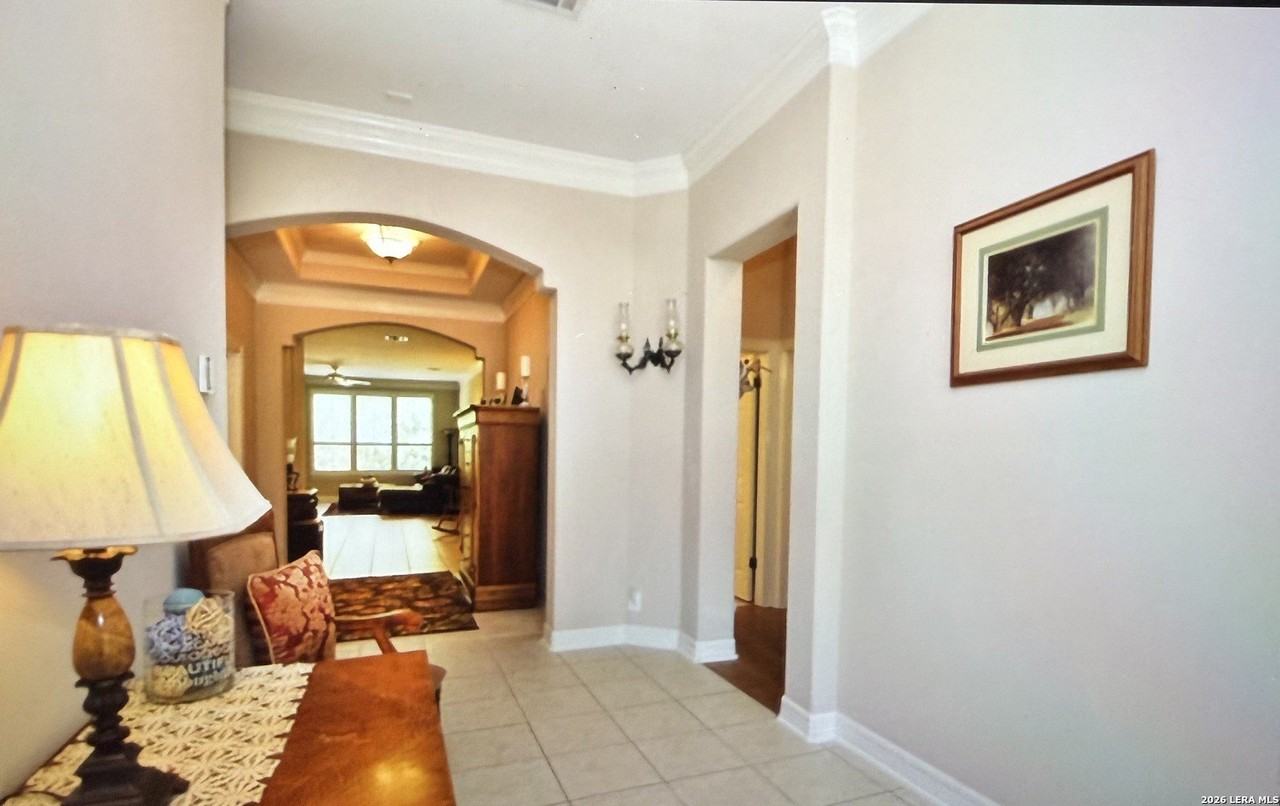 418 Cypress Trl - Photo 4 of 8