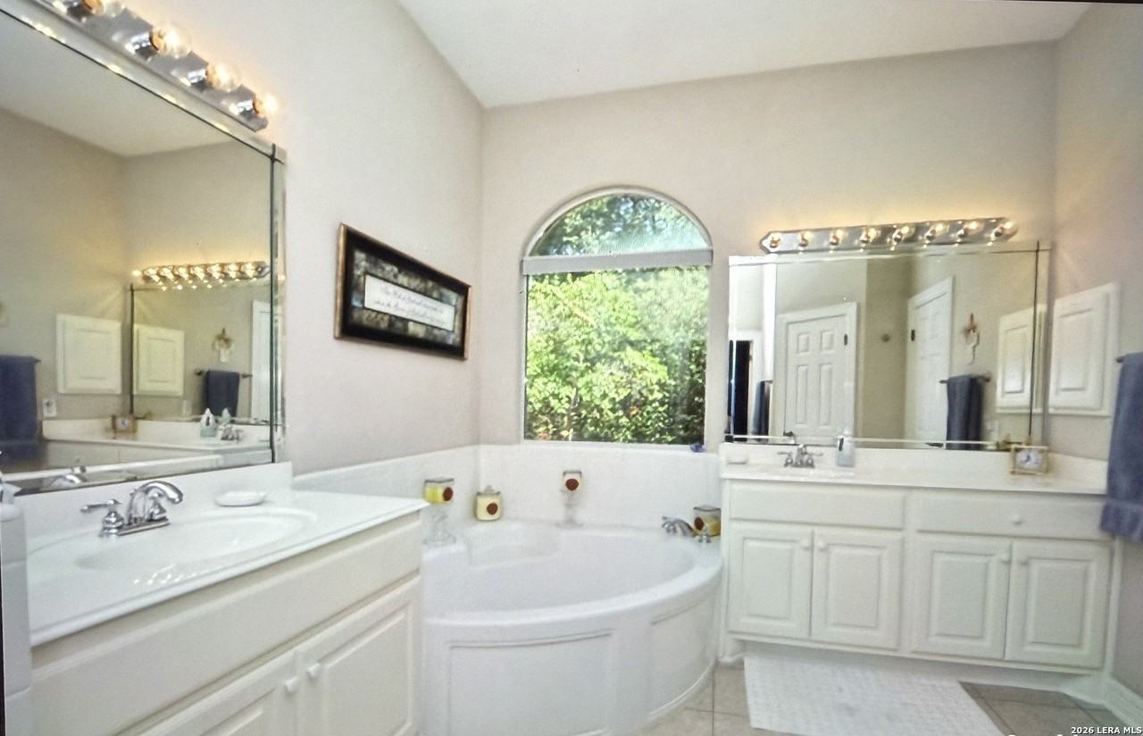 418 Cypress Trl - Photo 6 of 8