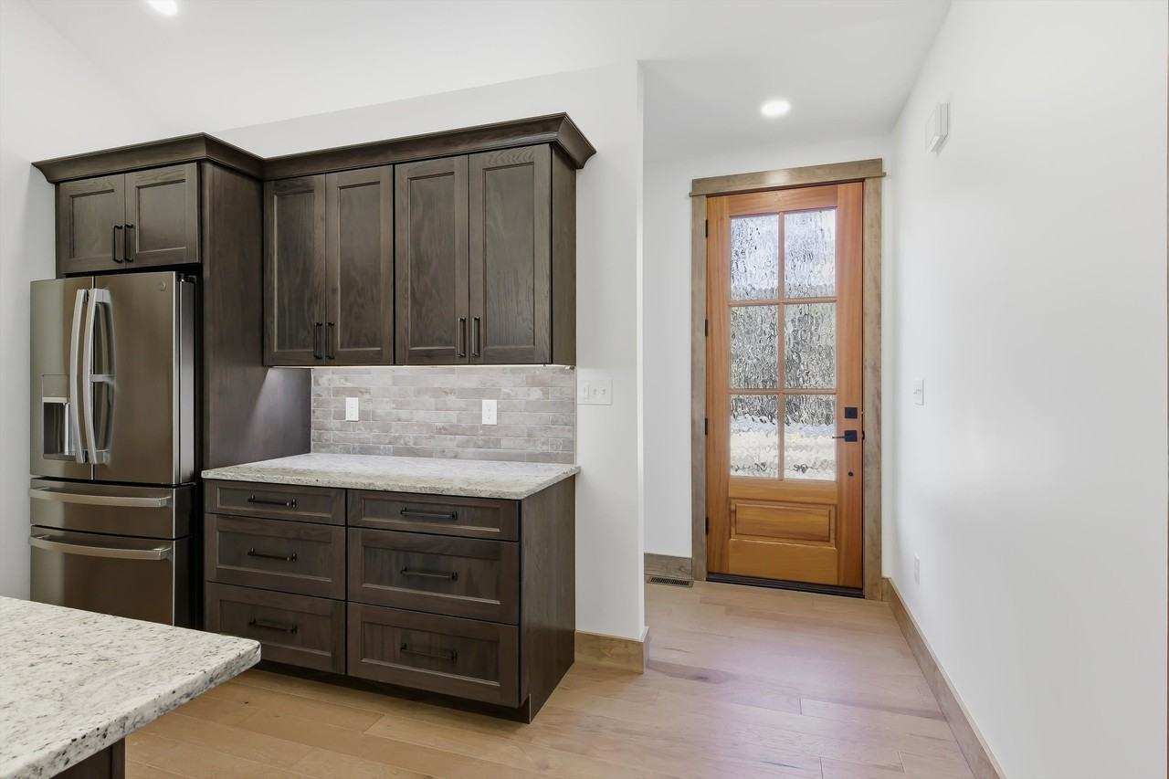 106 Fairway Cir #1 - Photo 5 of 50