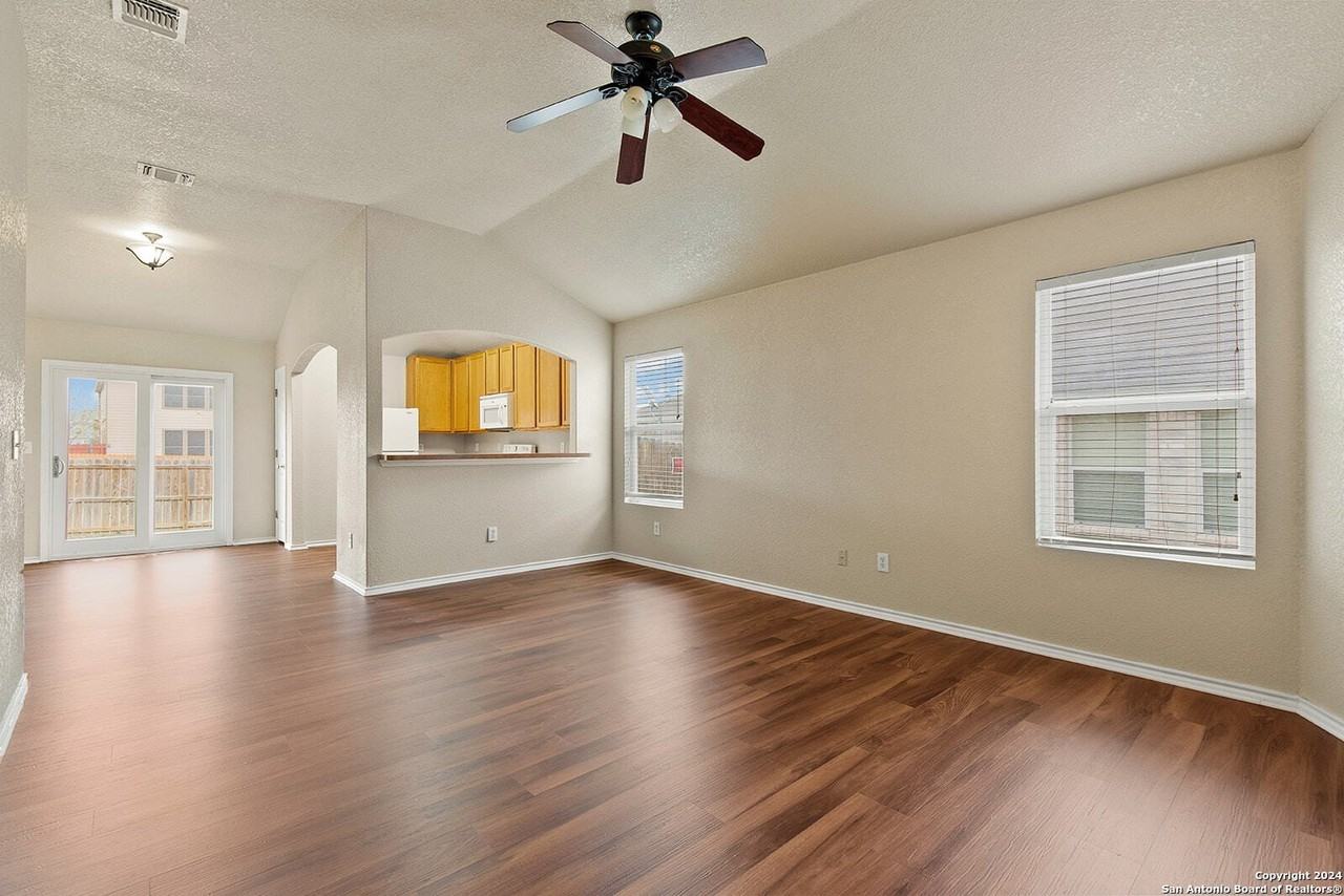 9711 Copper Rock - Photo 4 of 22