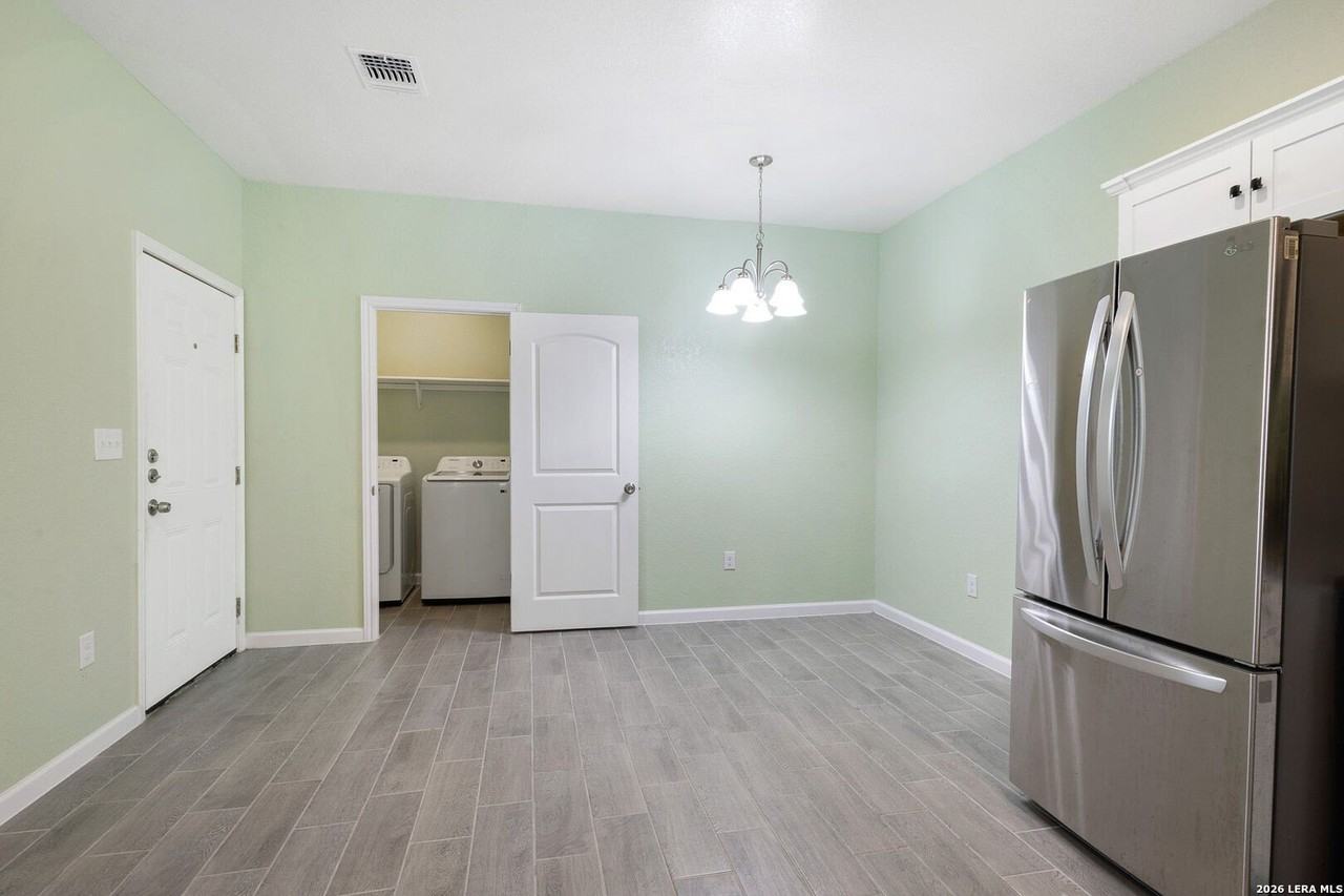 419 S San Manuel St - Photo 5 of 20