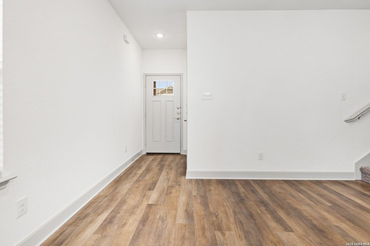 7607 Gramercy Way #102 - Photo 4 of 25