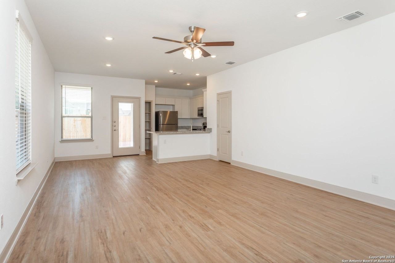 7607 Gramercy Way #102 - Photo 5 of 25