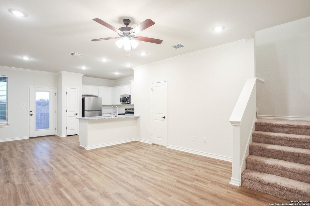 10351 Lynwood Br #102 - Photo 4 of 12