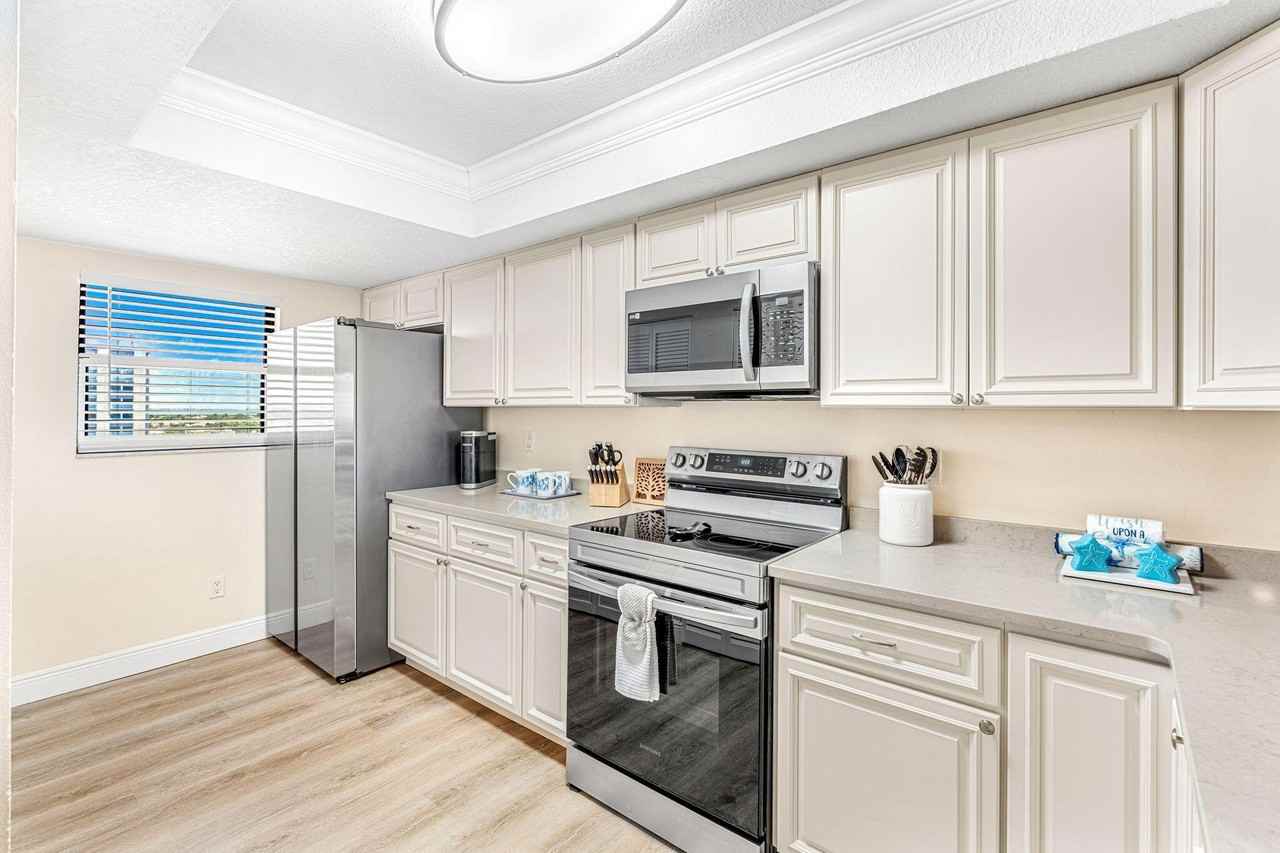 1890 N Atlantic Ave #A804 - Photo 7 of 50