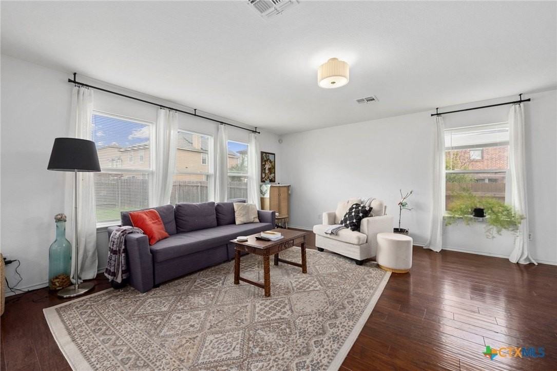 1136 Tumbleweed Trl - Photo 6 of 27