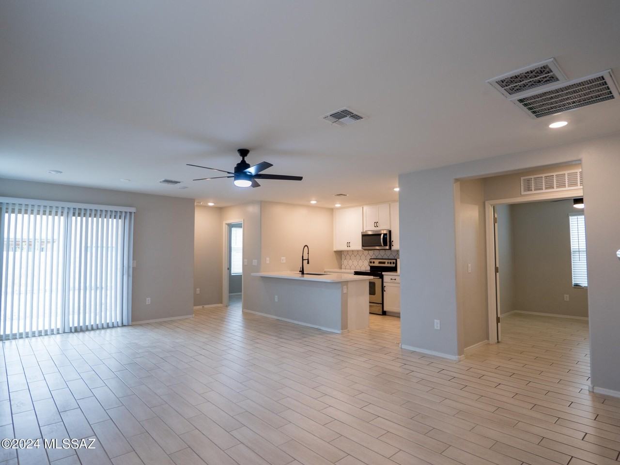 8737 E Pebble Stone Ln - Photo 5 of 30