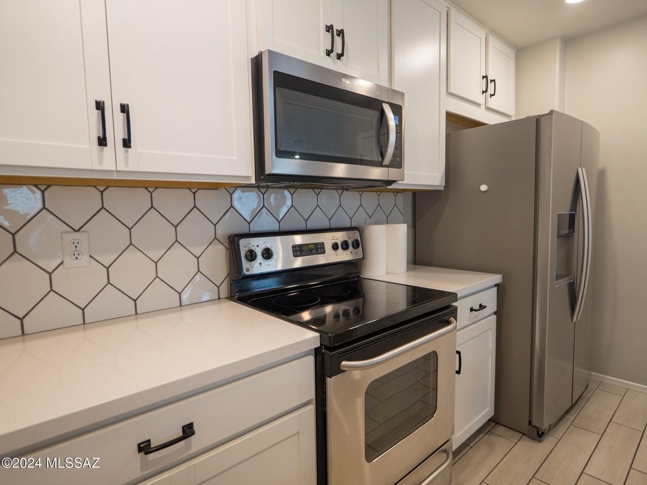 8737 E Pebble Stone Ln - Photo 7 of 30