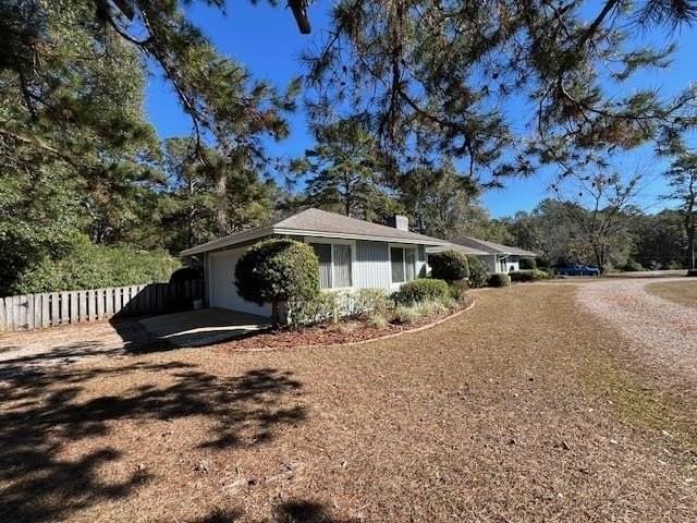 2537 Stonegate Dr - Photo 3 of 28