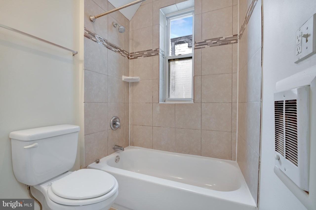 618 Columbia Rd Nw - Photo 5 of 15