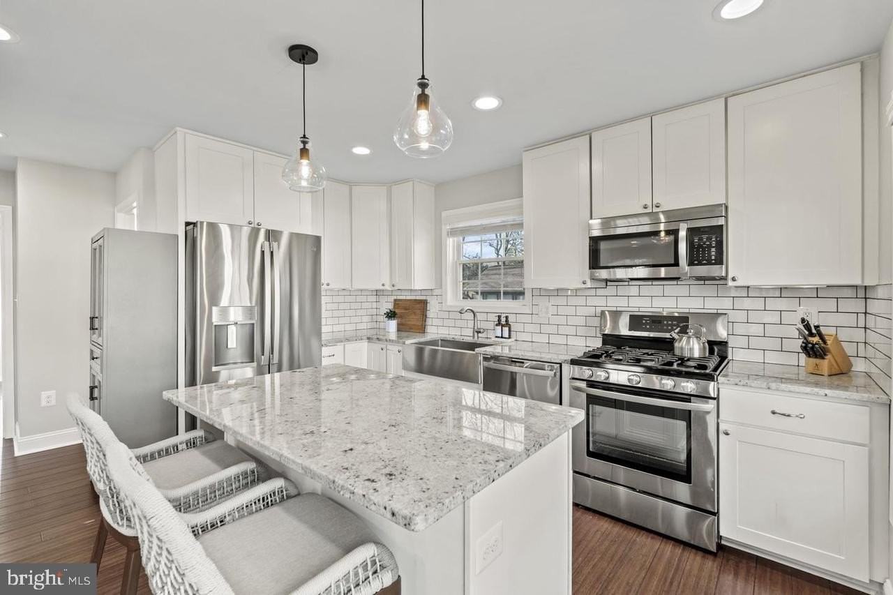 624 Tayman Dr - Photo 4 of 44