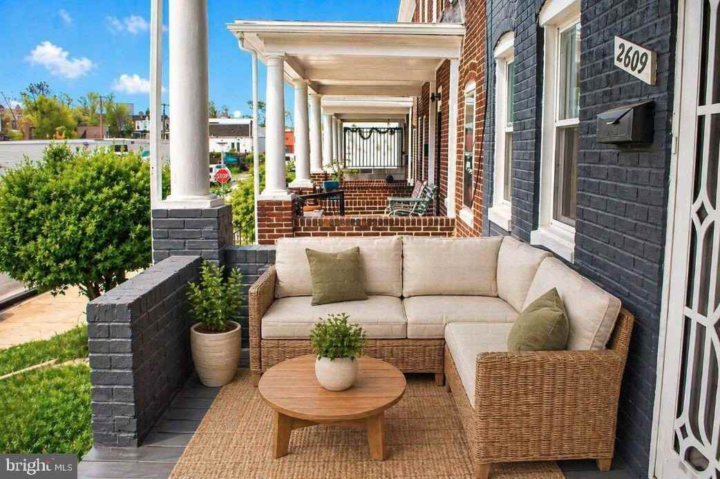 2609 Lauretta Ave - Photo 3 of 20