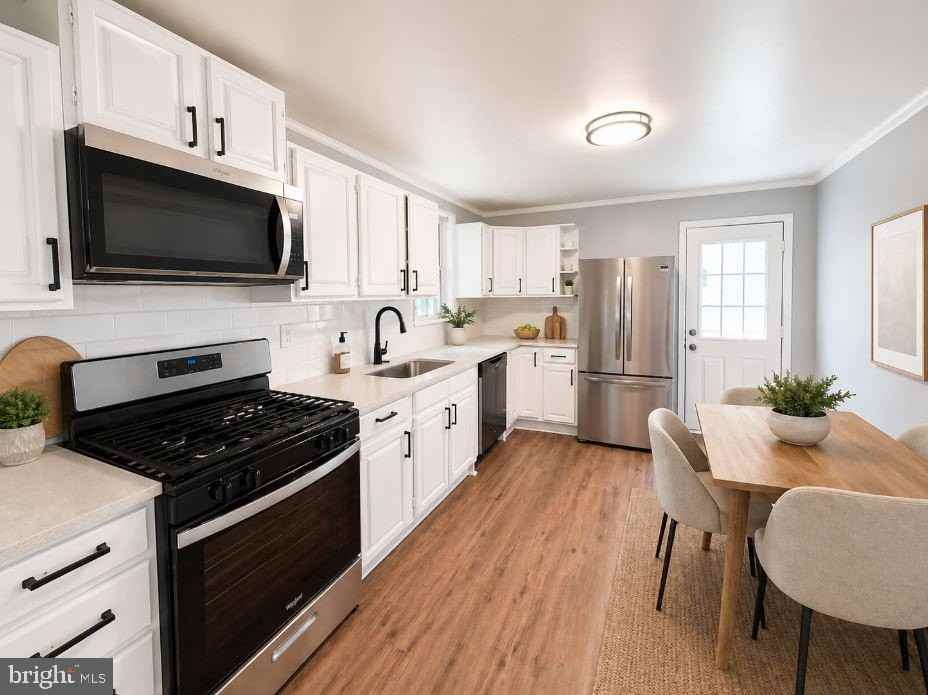 2609 Lauretta Ave - Photo 4 of 20