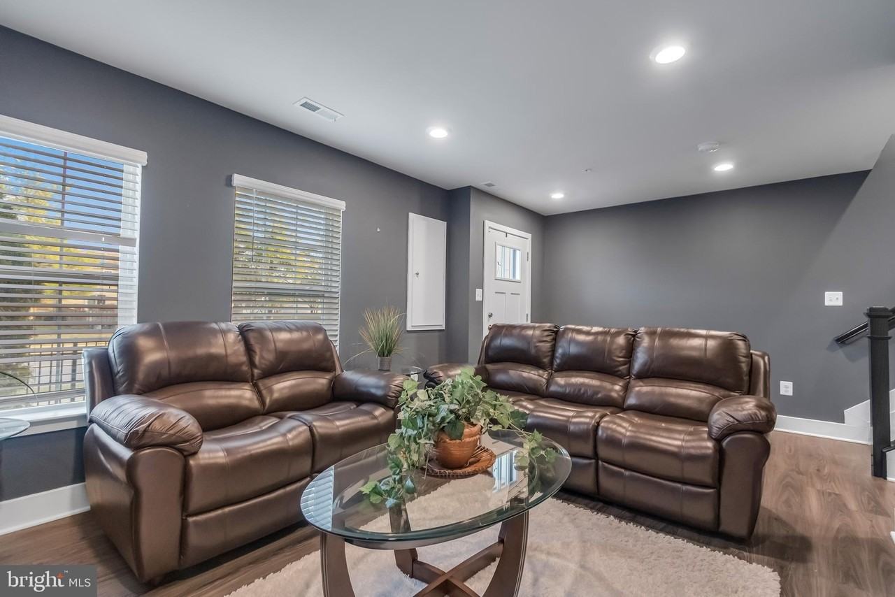 7806 Johnnycake Rd - Photo 6 of 28