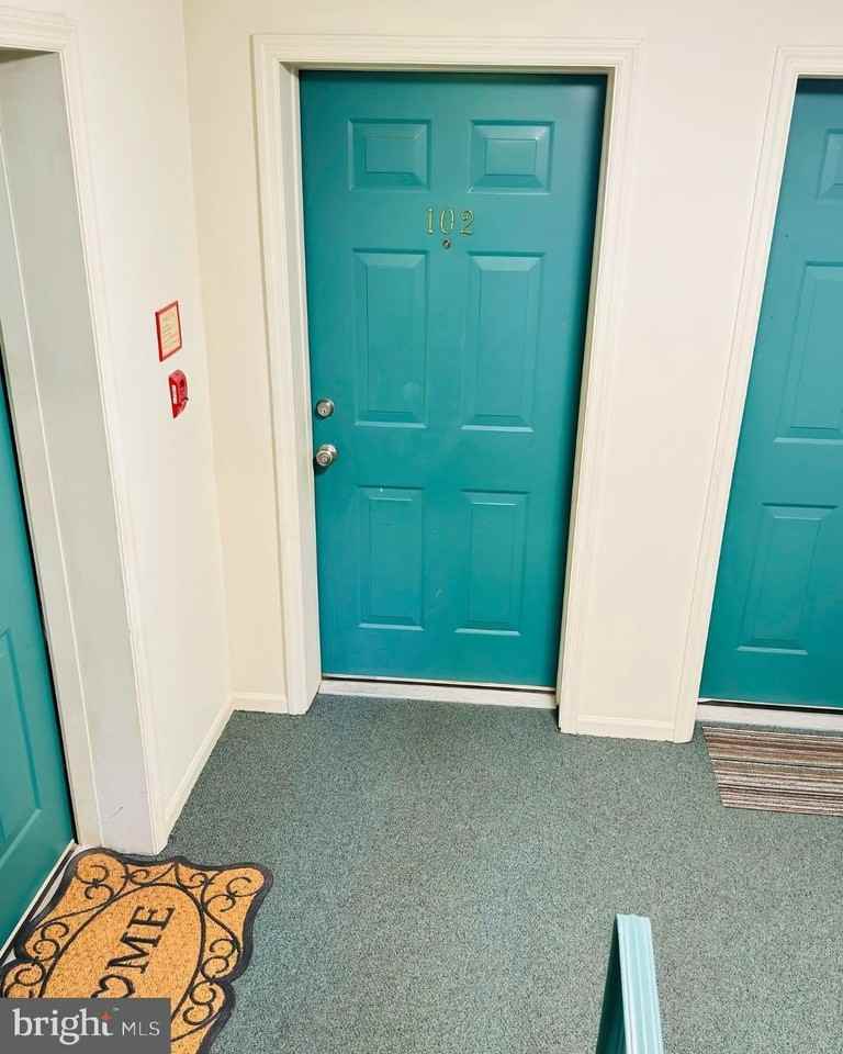 13113 Briarcliff Ter #1-102 - Photo 2 of 12