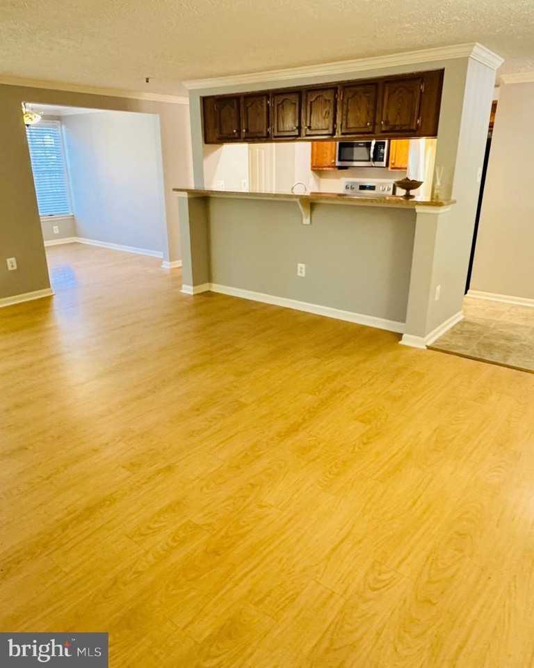 13113 Briarcliff Ter #1-102 - Photo 3 of 12