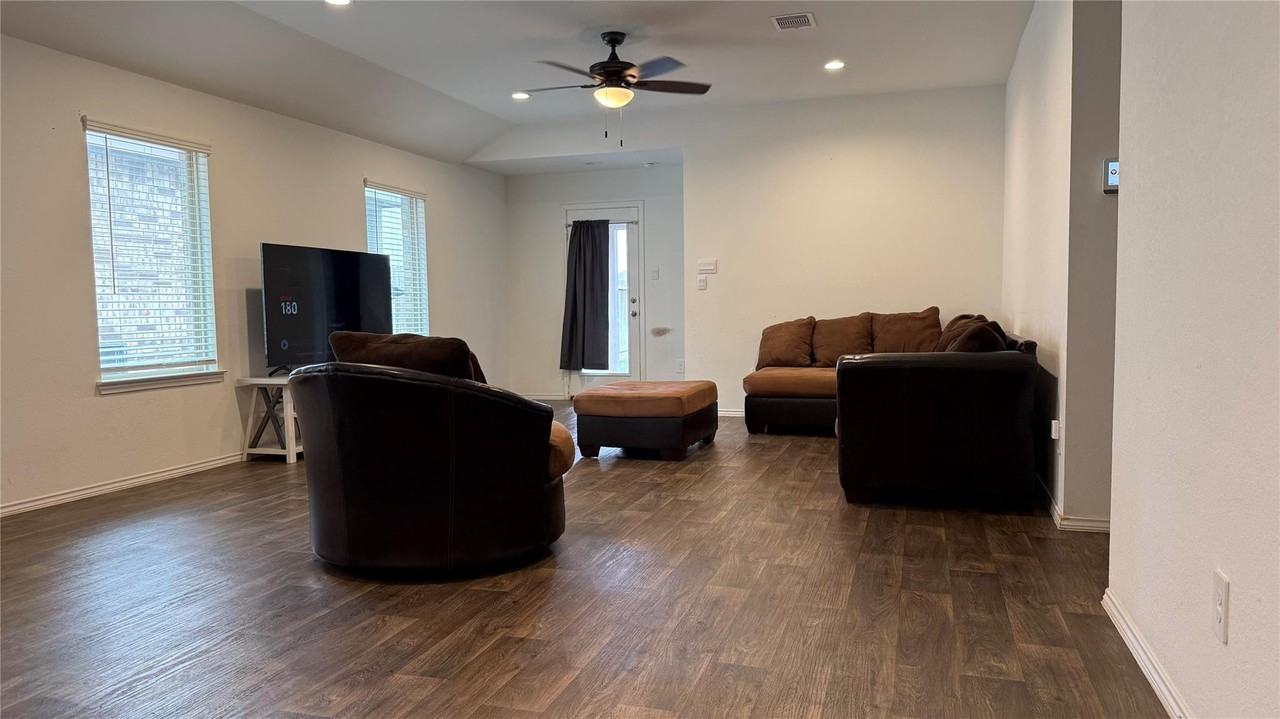 5114 Moonlit Garden Ln - Photo 5 of 19