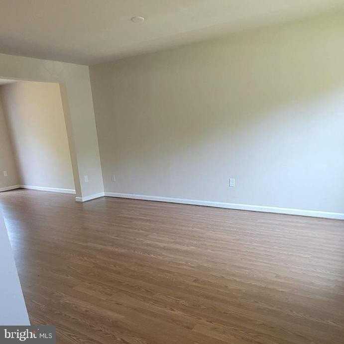 5801 Folgate Ct - Photo 2 of 13