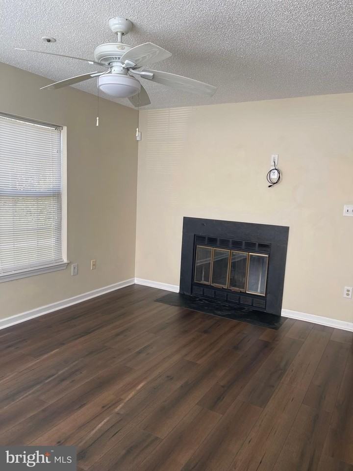 15615 Easthaven Ct #908 - Photo 4 of 12