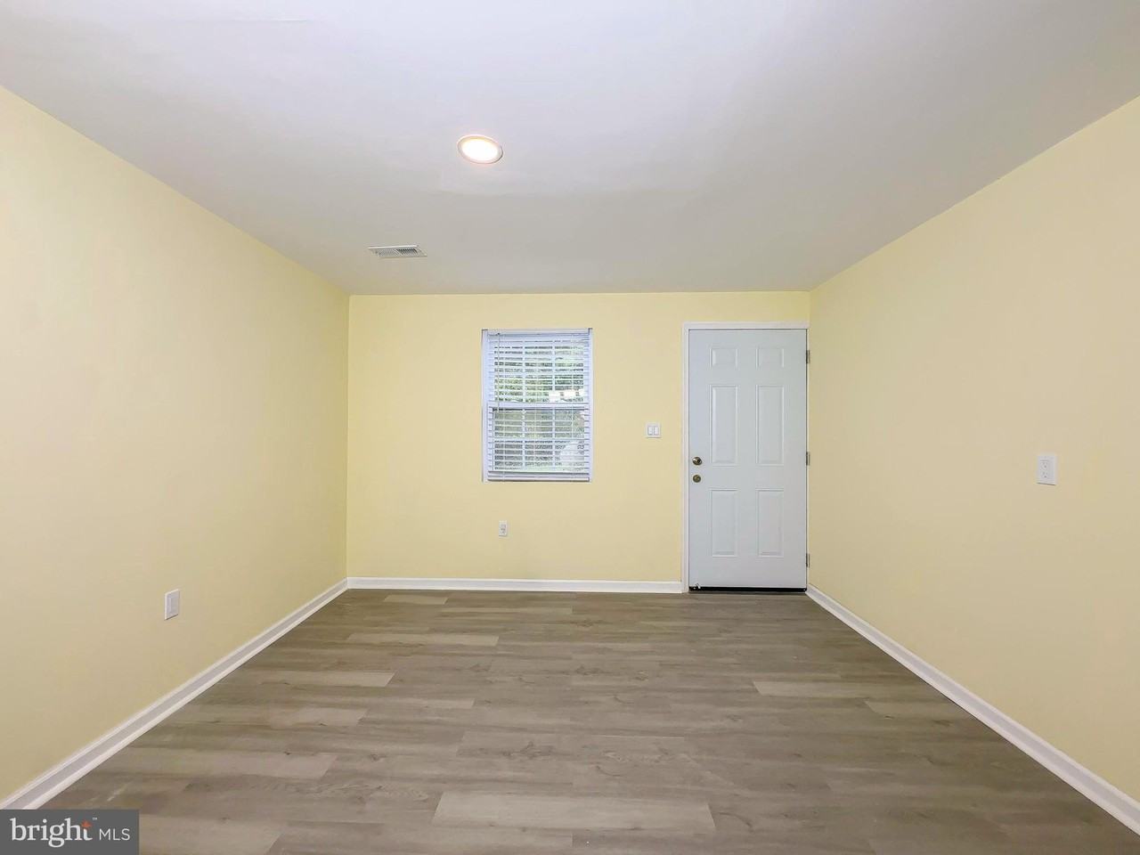 9614 Meadow Lark Ave - Photo 3 of 16
