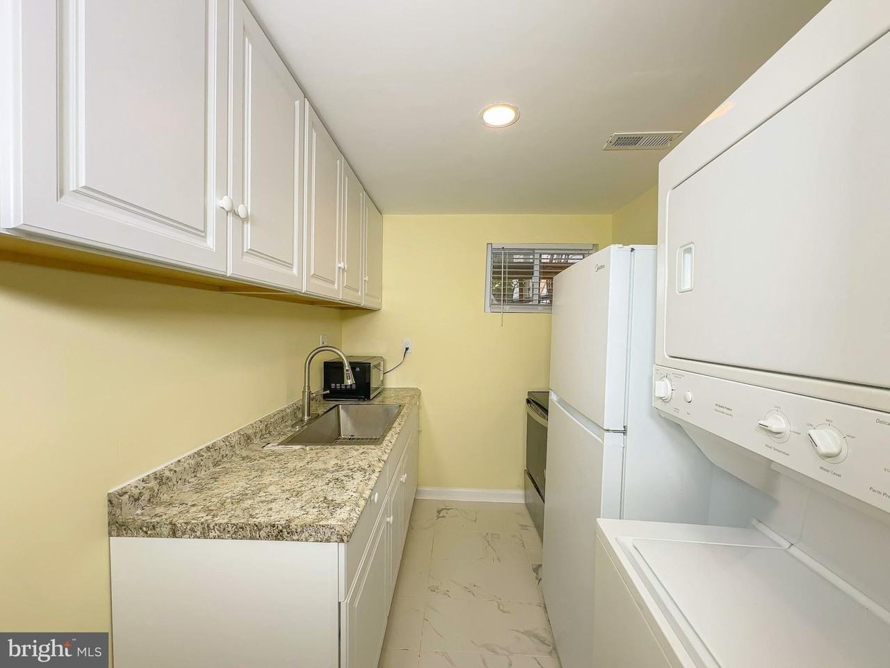 9614 Meadow Lark Ave - Photo 4 of 16