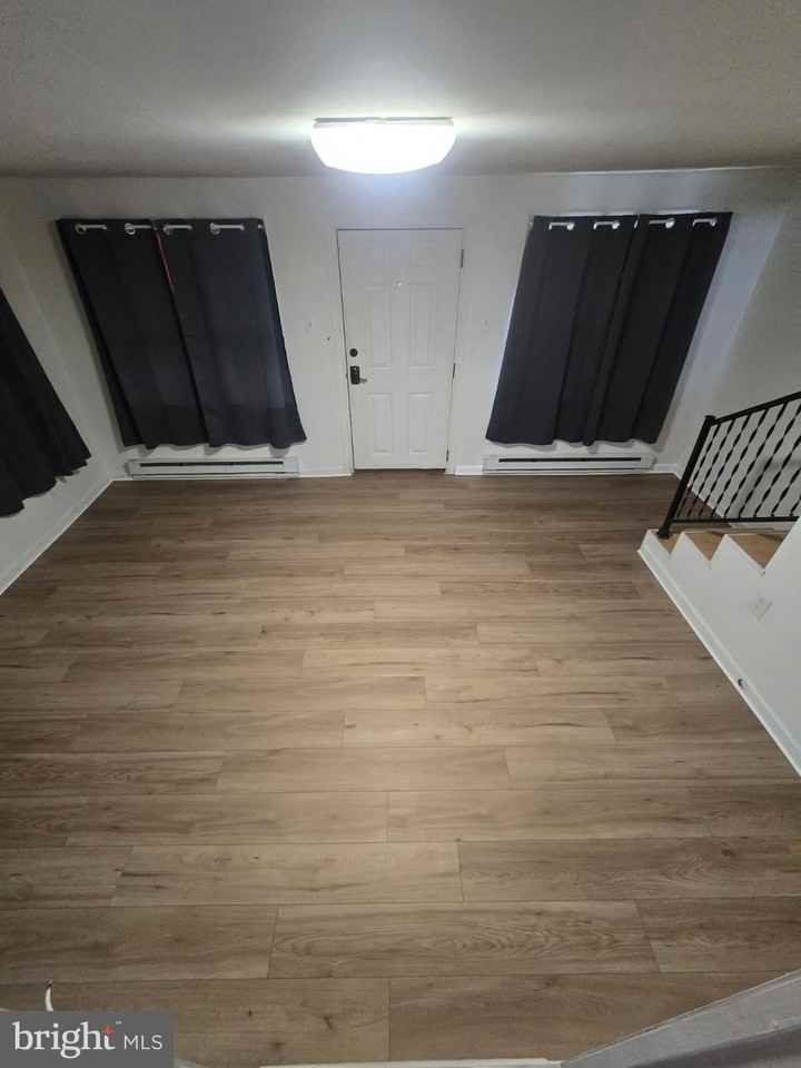 29 Point Breeze Ave - Photo 2 of 4