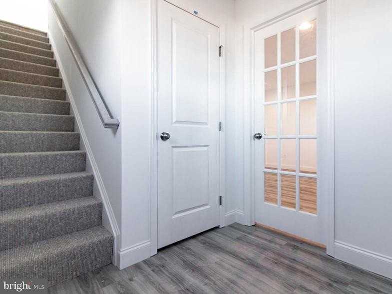 3251 Mateer Ln - Photo 5 of 32