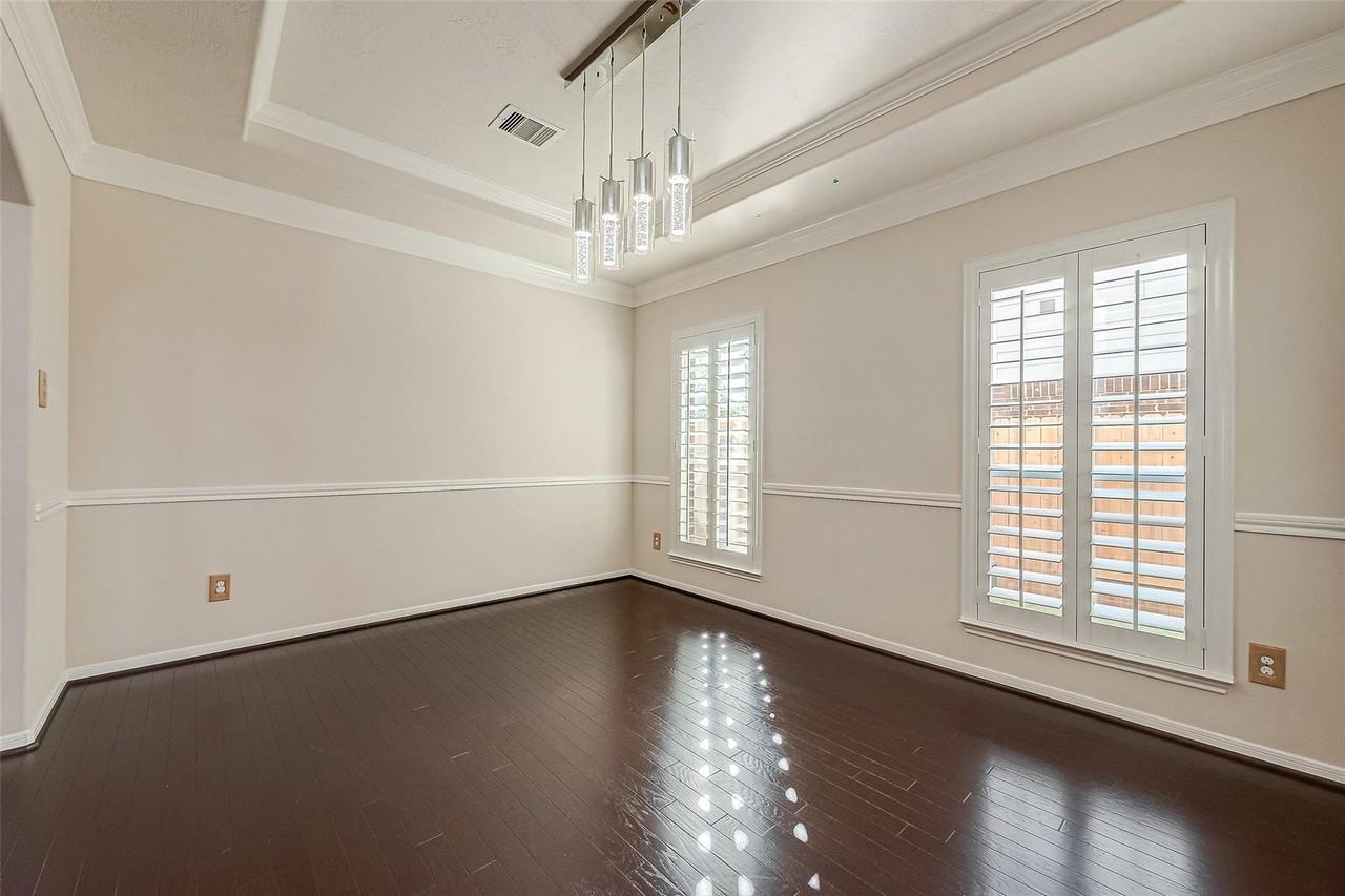 3530 Buchanan Hill Ln - Photo 7 of 50